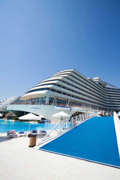 Antalya Titanic Otelleri VIP Transfer Hizmeti | Liva Transfer
